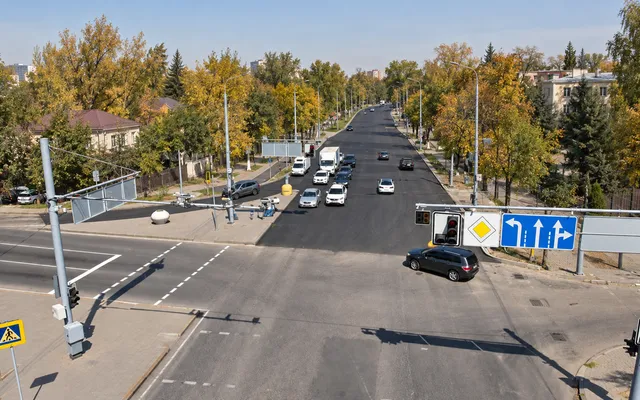 В Алматы убирают отдельные съезды на трёх перекрёстках