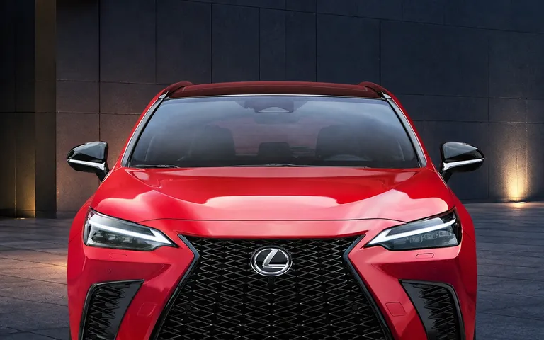 Lexus NX 2026: бензин, гибрид или PHEV после отказа от NX 250