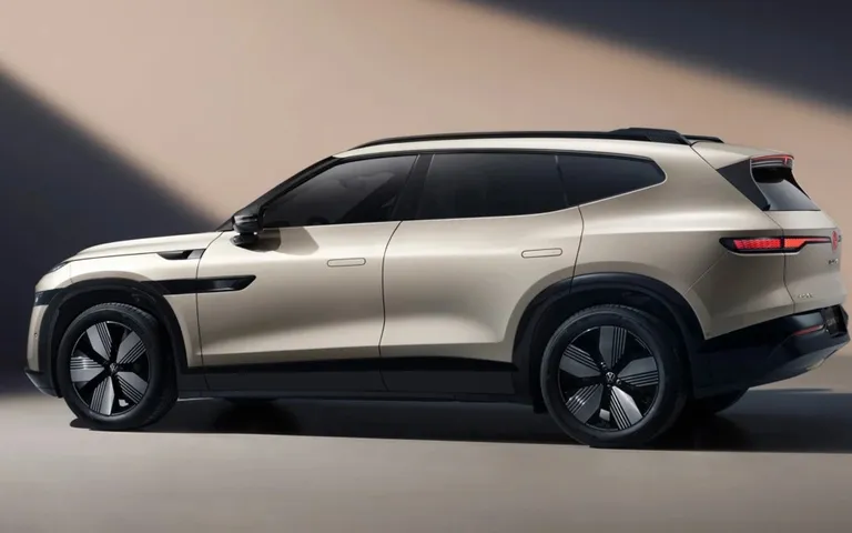 VW ID. UNYX 08: электрический SUV 5 м, до 700 км VW ID. UNYX 08: электрический SUV 5 м, до 700 км